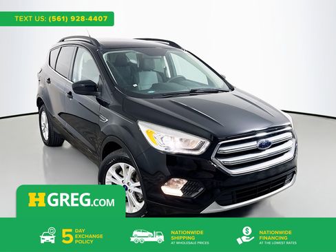 Used 2017 Ford Escape SE w/ Equipment Group 201A FWD image 1