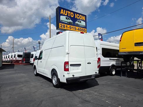 Used 2020 Nissan NV 2500 S RWD image 2
