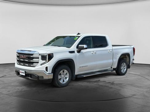 Used 2023 GMC Sierra 1500 SLE AWD/4WD image 3