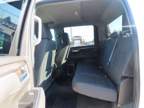 Used 2025 Chevrolet Silverado 2500 LT w/ Convenience Package AWD/4WD image 22
