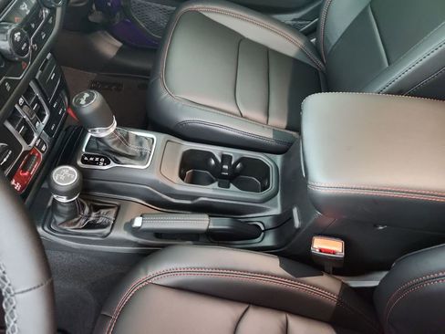 New 2026 Jeep Wrangler Unlimited Rubicon image 30