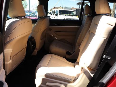 New 2026 Jeep Grand Cherokee L Limited AWD/4WD image 43