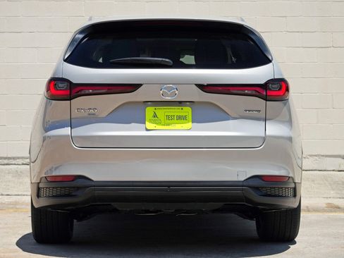 Used 2024 MAZDA CX-90 3.3 Turbo w/ Preferred Package AWD/4WD image 10