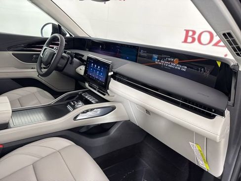 New 2026 Lincoln Nautilus Premier w/ Equipment Group 102A image 20