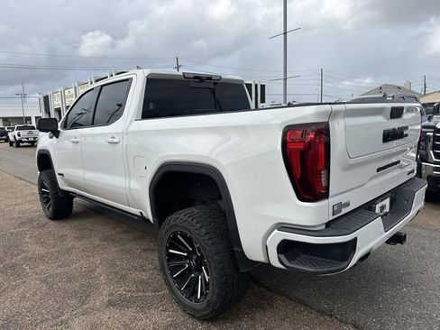 Used 2021 GMC Sierra 1500 AT4 w/ AT4 Premium Package image 9