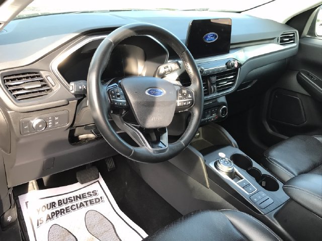 Used 2022 Ford Escape Titanium AWD/4WD image 29