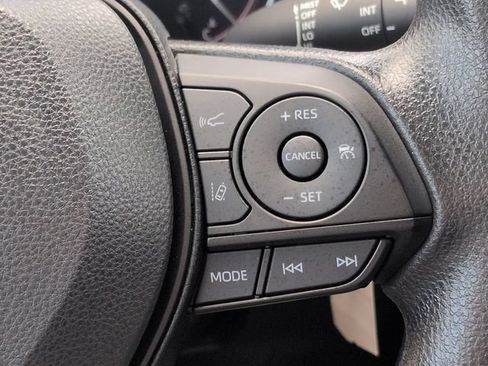 Certified 2025 Toyota RAV4 LE FWD image 24