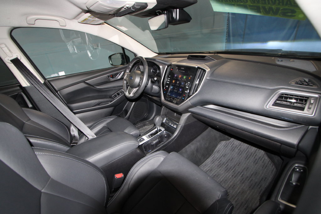 Used 2023 Subaru Ascent Limited AWD/4WD image 20