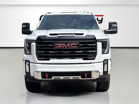 Used 2025 GMC Sierra 2500 AT4 w/ AT4 Premium Plus Package AWD/4WD image 2