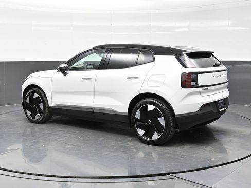 New 2026 Volvo EX30 Plus w/ Protection Package Premier AWD/4WD image 4