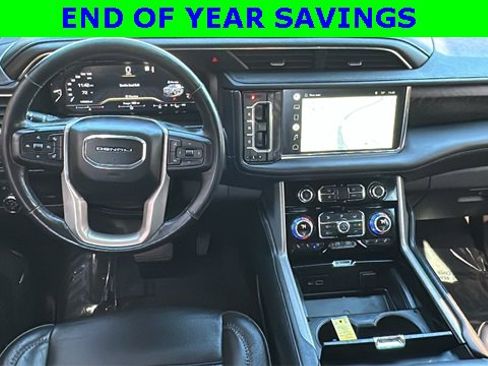 Used 2022 GMC Yukon XL Denali image 22