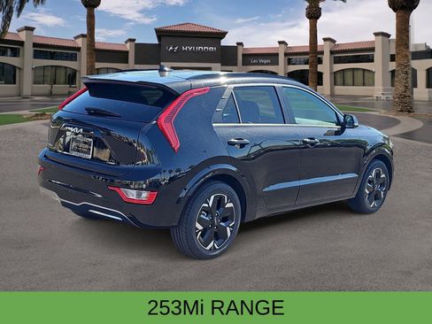 Used 2023 Kia Niro Wind FWD image 8