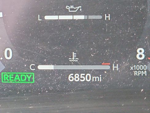 Used 2025 Toyota Tacoma TRD Sport image 17