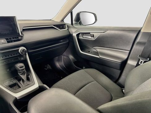 Certified 2025 Toyota RAV4 XLE FWD image 23