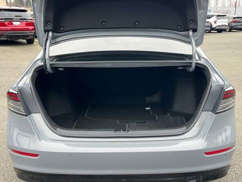 Used 2025 Honda Accord EX-L image 9