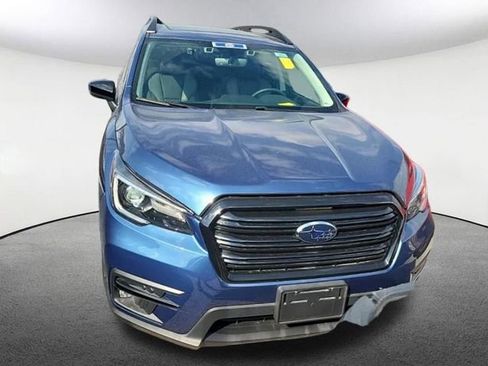 Used 2022 Subaru Ascent Onyx Edition image 2