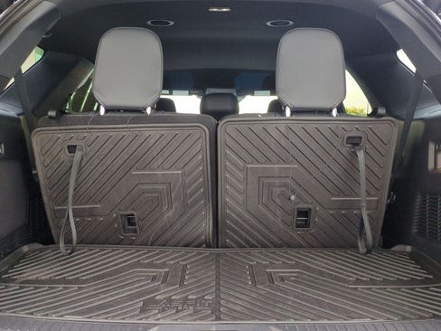 Used 2026 Ford Explorer ST-Line w/ Premium Package RWD image 33