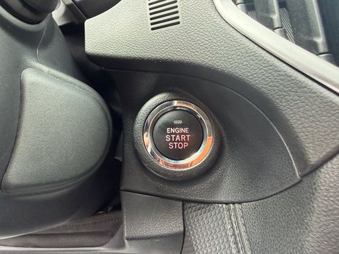 Used 2022 Subaru Forester Premium AWD/4WD image 18