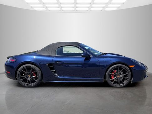 Used 2019 Porsche 718 Boxster RWD image 4