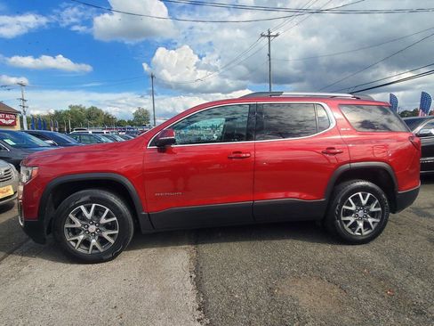 Used 2021 GMC Acadia SLE w/ Driver Convenience Package image 2