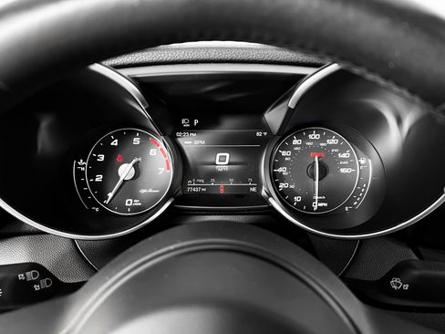 Used 2022 Alfa Romeo Giulia Sprint image 23