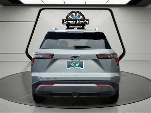 Certified 2025 Chevrolet Equinox LT w/ Convenience Package II image 4