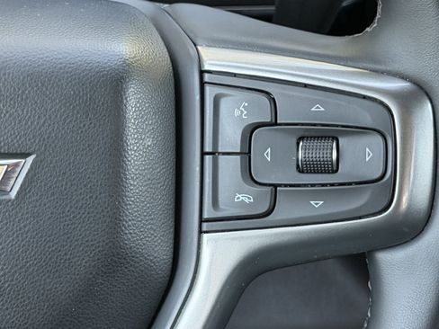 Used 2023 Chevrolet Silverado 1500 LT image 16