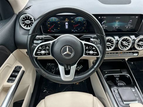 Used 2021 Mercedes-Benz GLA 250 image 16