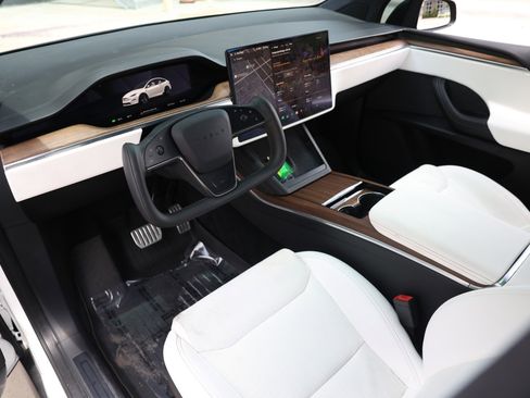 Used 2022 Tesla Model X AWD/4WD image 6