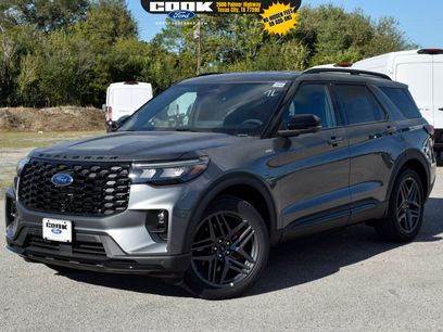 New 2026 Ford Explorer ST-Line w/ ST-Line Street Pack