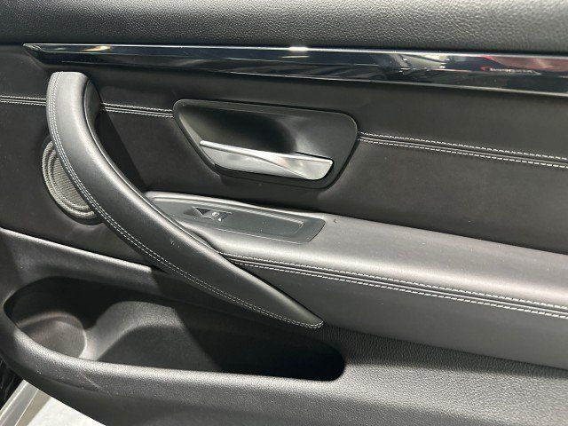 Used 2018 BMW M4 Coupe w/ Competition Package RWD image 56