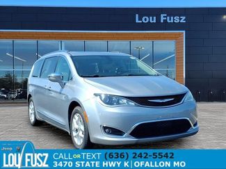 Used 2019 Chrysler Pacifica Limited FWD video 1