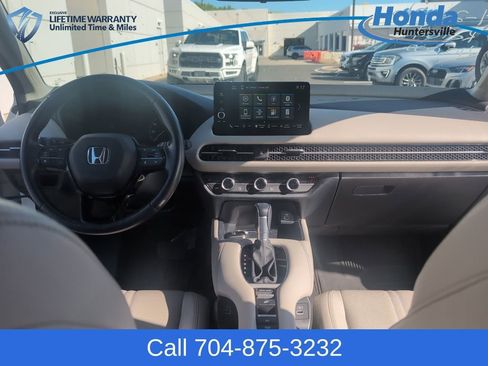 Used 2023 Honda HR-V EX-L image 18