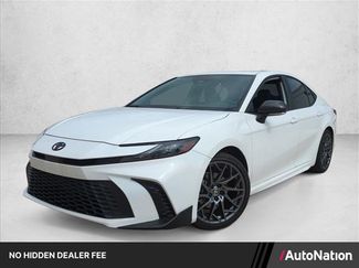 Used 2025 Toyota Camry SE w/ Multimedia Upgrade Package FWD video 1