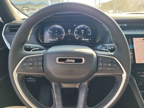 New 2026 Jeep Grand Cherokee Limited w/ Limited Altitude Package image 12