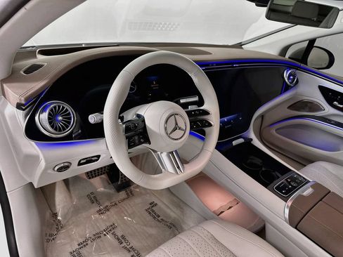 Certified 2023 Mercedes-Benz EQS 580 4MATIC Sedan image 9