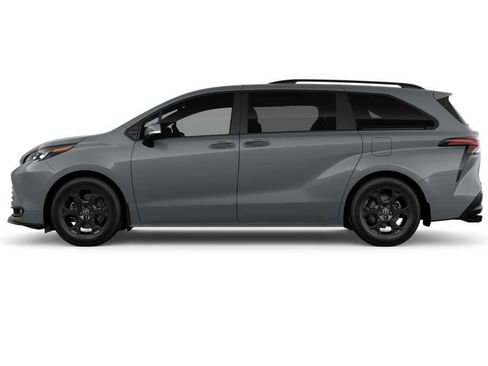 New 2026 Toyota Sienna XLE Woodland Edition image 4