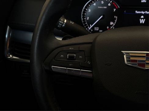 Certified 2021 Cadillac XT4 Premium Luxury w/ LPO, Radiant Package image 29