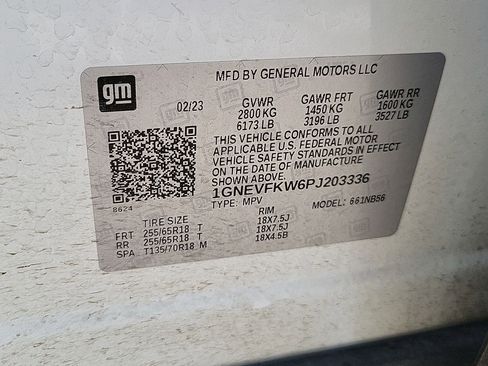 Used 2023 Chevrolet Traverse LS image 38