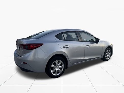 Used 2018 MAZDA MAZDA3 Sport image 9