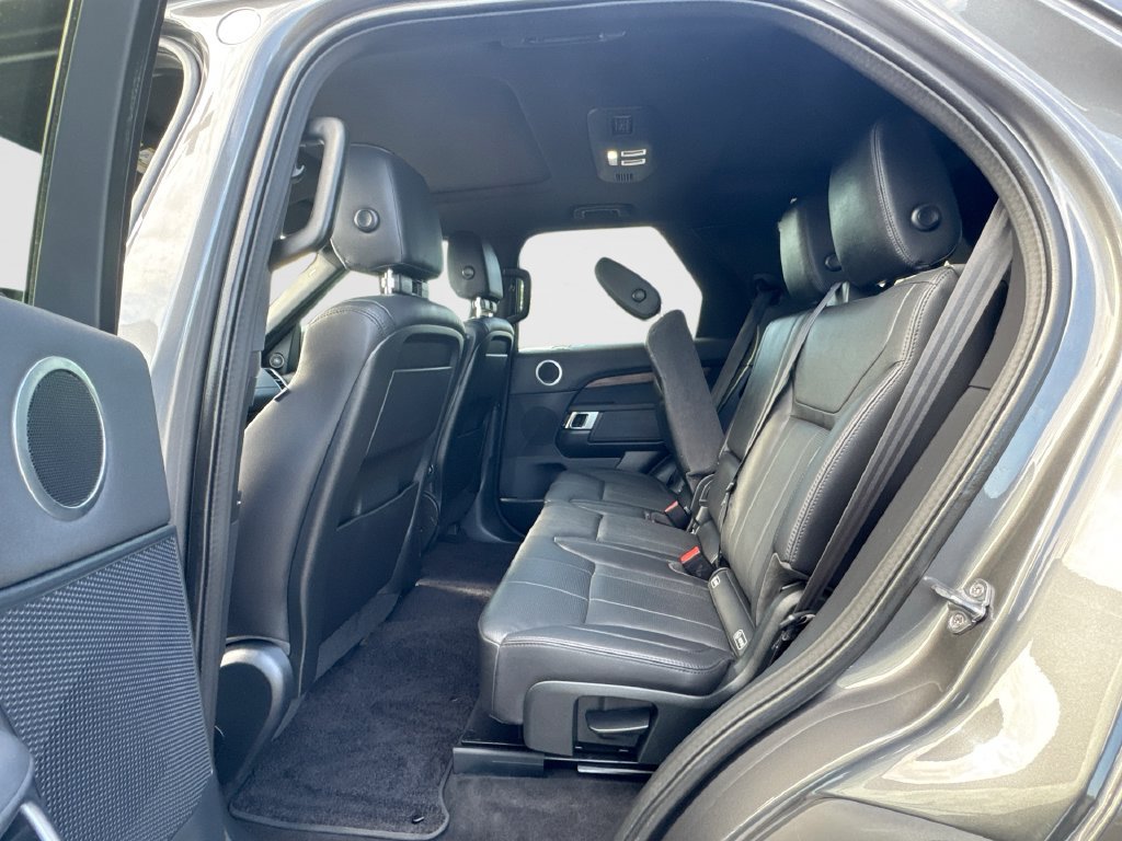 Used 2019 Land Rover Discovery HSE AWD/4WD image 22