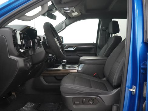 Used 2023 Chevrolet Silverado 1500 RST AWD/4WD image 23