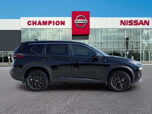 Used 2023 Nissan Rogue SV image 8