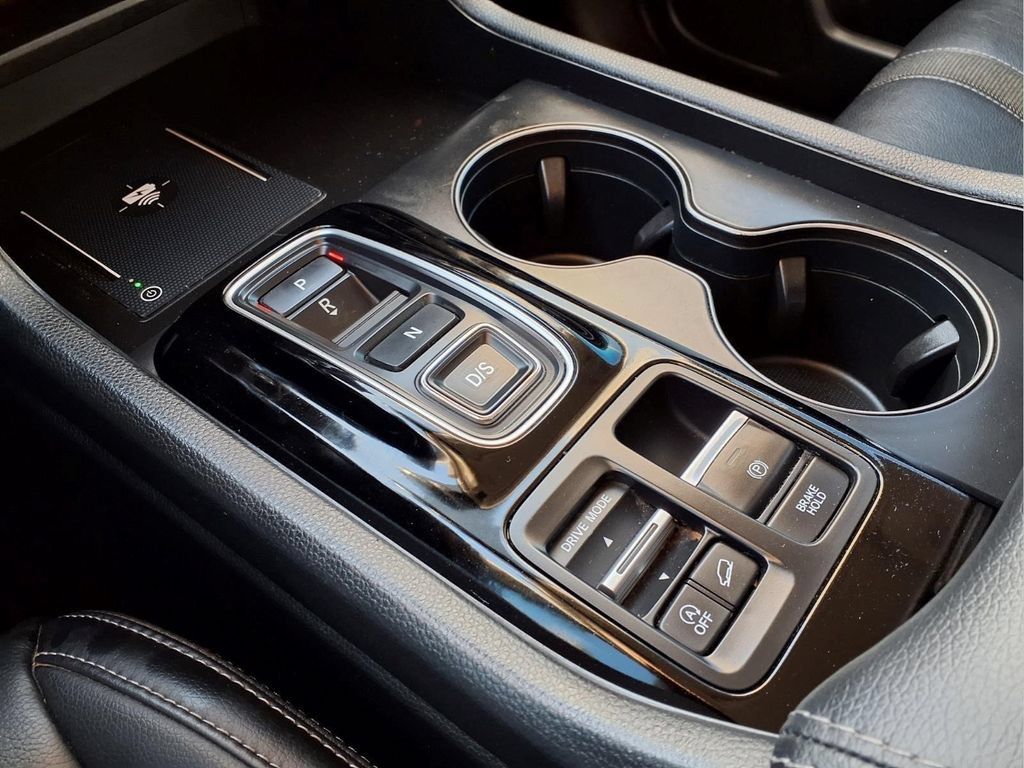 Certified 2024 Honda Pilot EX-L image 18