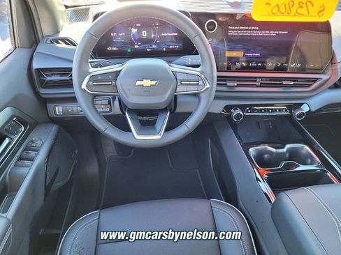 New 2025 Chevrolet Silverado EV LT image 6