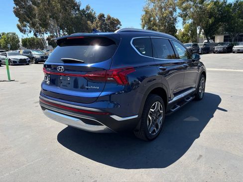 Used 2023 Hyundai Santa Fe Limited AWD/4WD image 2