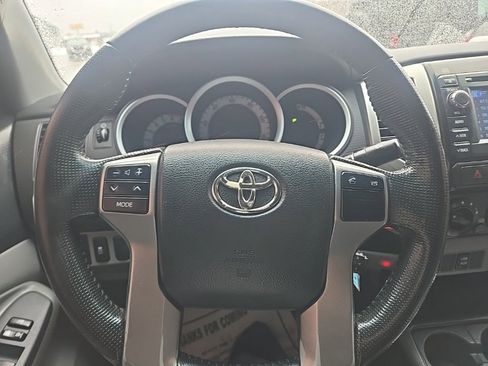 Used 2013 Toyota Tacoma 4x4 Double Cab w/ TRD Sport Pkg image 15