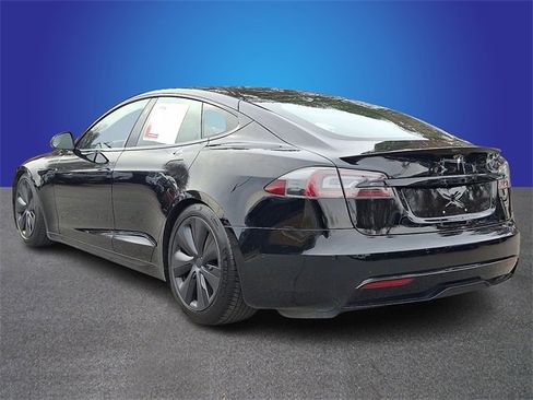 Used 2022 Tesla Model S Plaid image 6