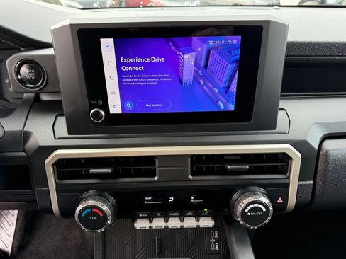 Used 2024 Toyota Tacoma SR image 19