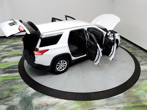 Used 2019 Chevrolet Traverse LS FWD image 37